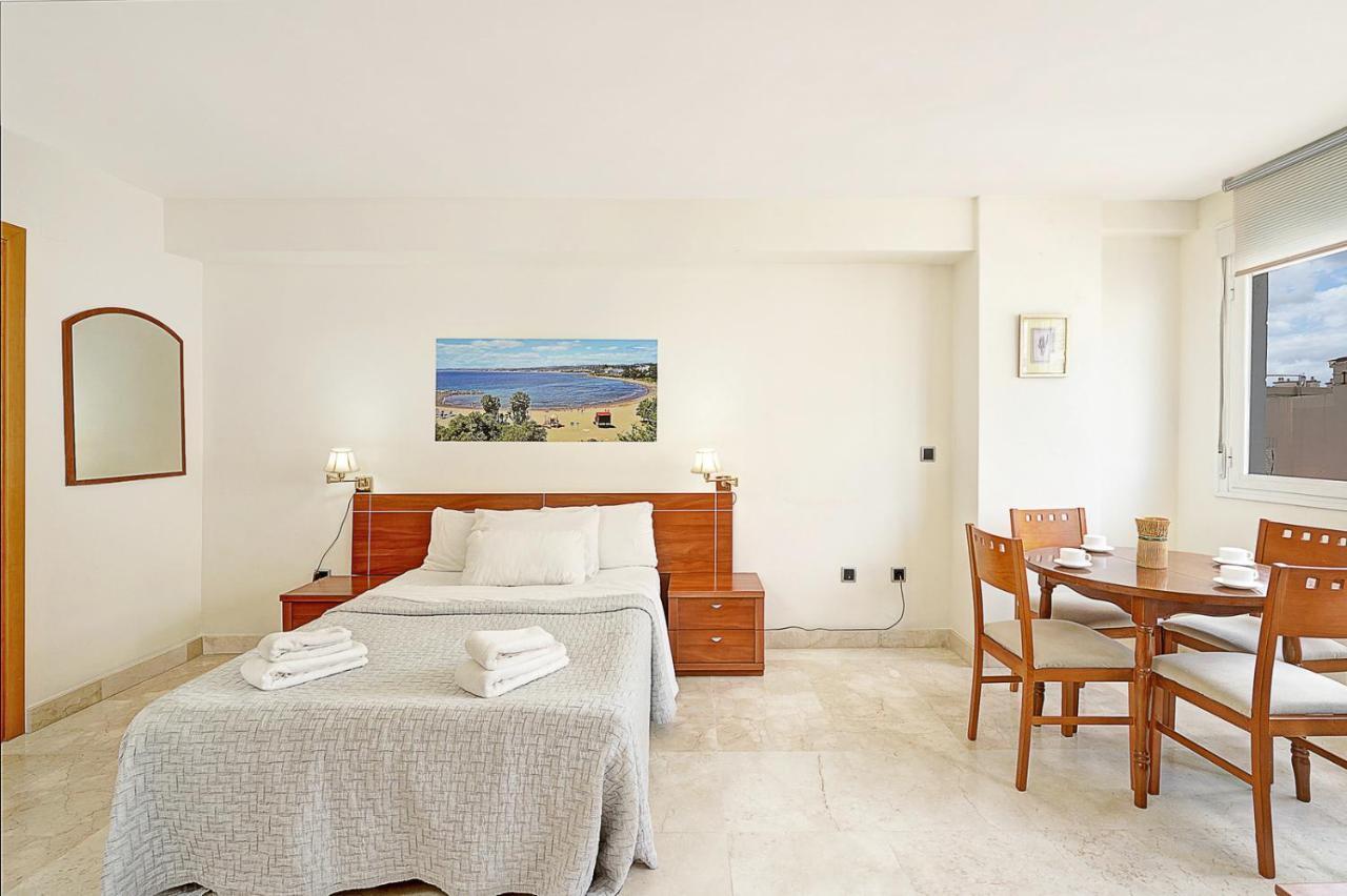Apartamento En 1ª Linea De Playa, Estepona Centro Esterno foto